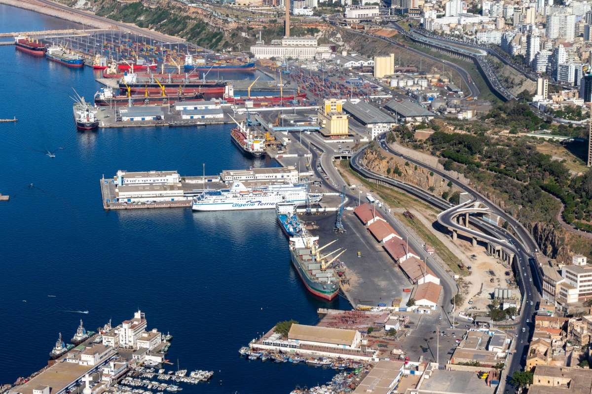 Orano Algeria città mediterranea costa e cultura